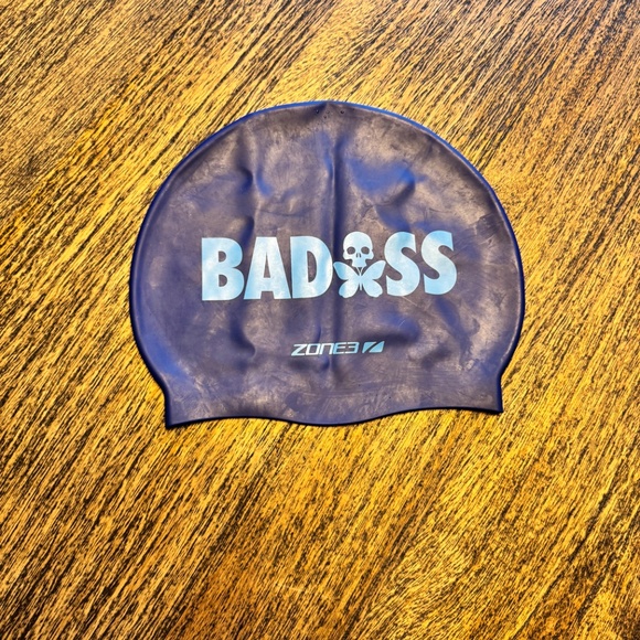 Bundle of 5 Swim Caps! Betty Designs, Zone 3, Sports & TYR - Picture 4 of 8